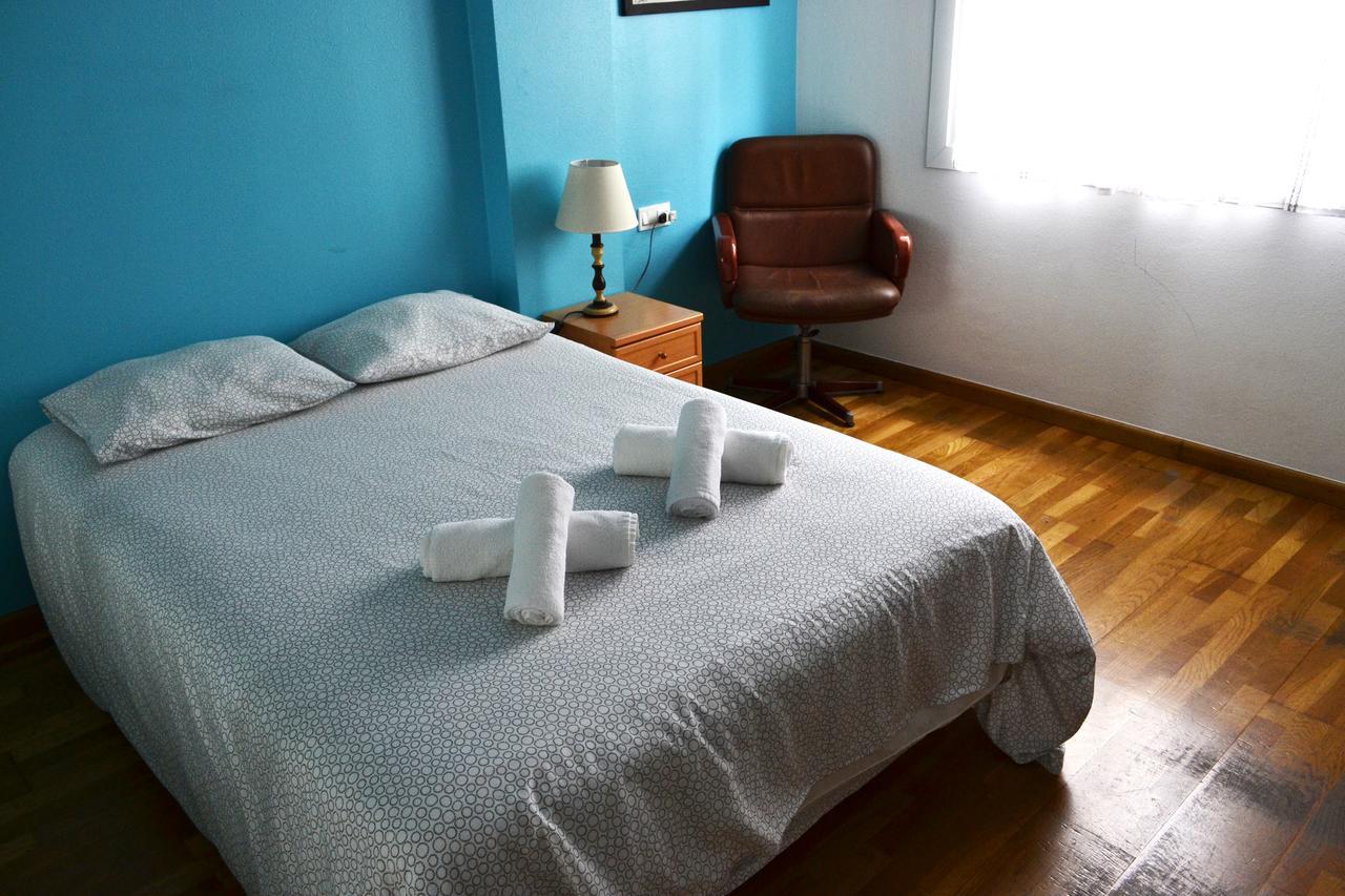 لوغو Hostal Lucus المظهر الخارجي الصورة
